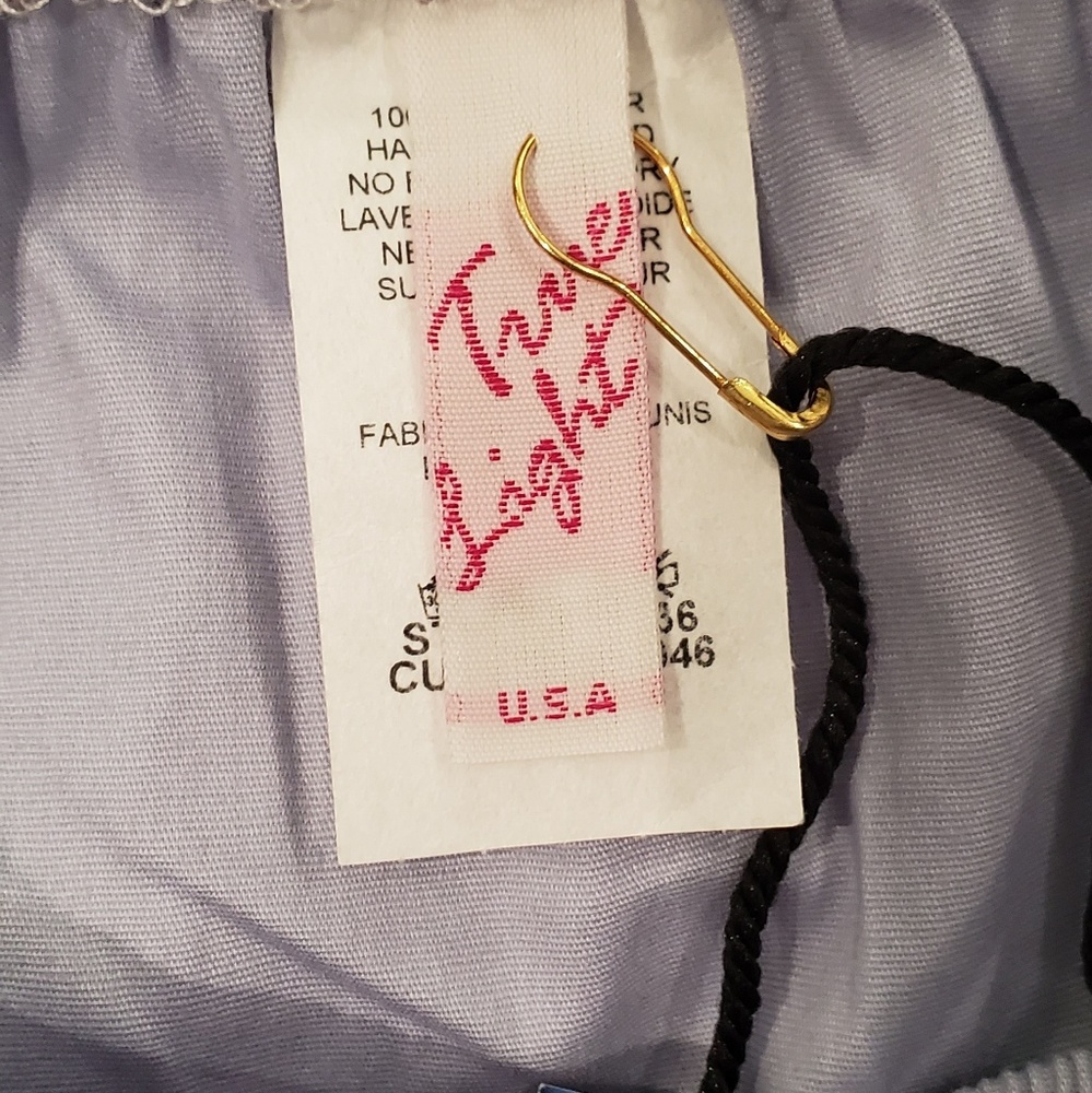 True Light off the shoulder top- NWT - Picture 3 of 4